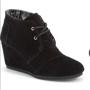 Toms black wedge “desert” bootie size 9